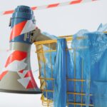 Ein kompakter Kunststoffschredder in einer Recyclinganlage zur effizienten Verarbeitung von Kunststoffabfällen.